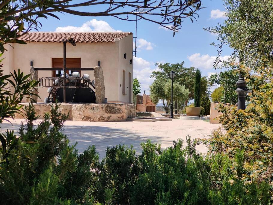 Finca Santa Lucia Alojamientos Mazarambroz Eksteriør bilde